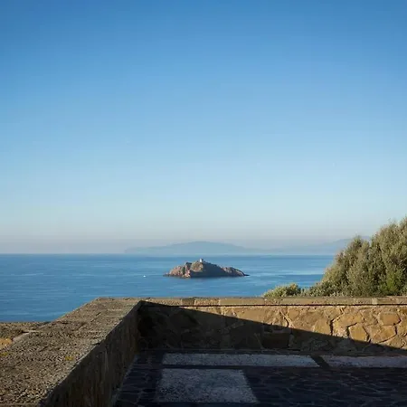 Villaflair - Castle Of Nyaraló Punta Ala